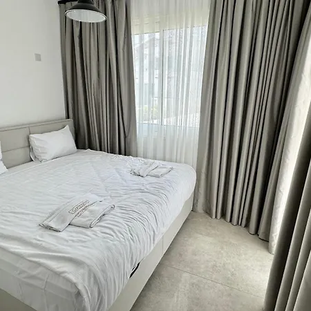 アパート Sunset Poseidon By Carrington