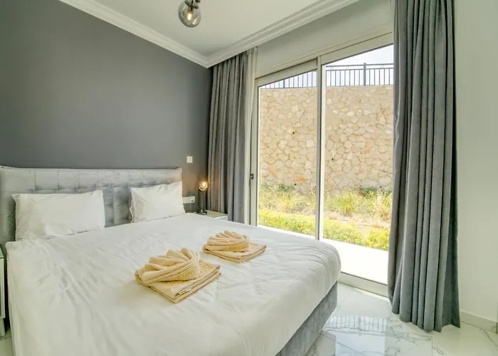 Sunset Poseidon By Carrington Daire Girne