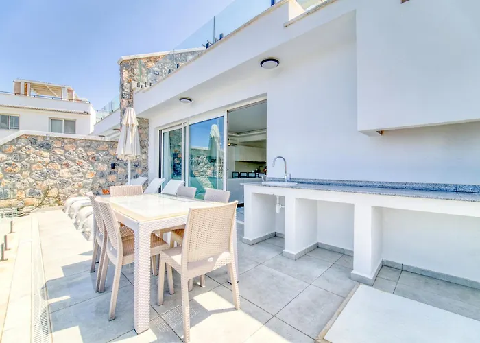 Sunset Poseidon By Carrington