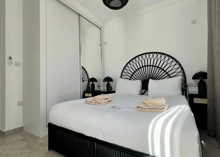 Daire Sunset Poseidon By Carrington *