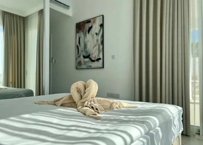 Daire Sunset Poseidon By Carrington *