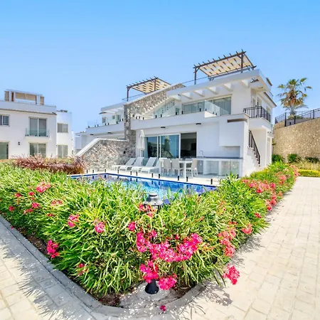 Apartment Sunset Poseidon By Carrington *