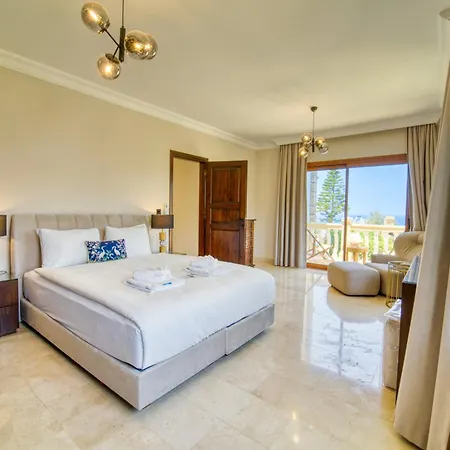 Sunset Poseidon By Carrington Apartment *